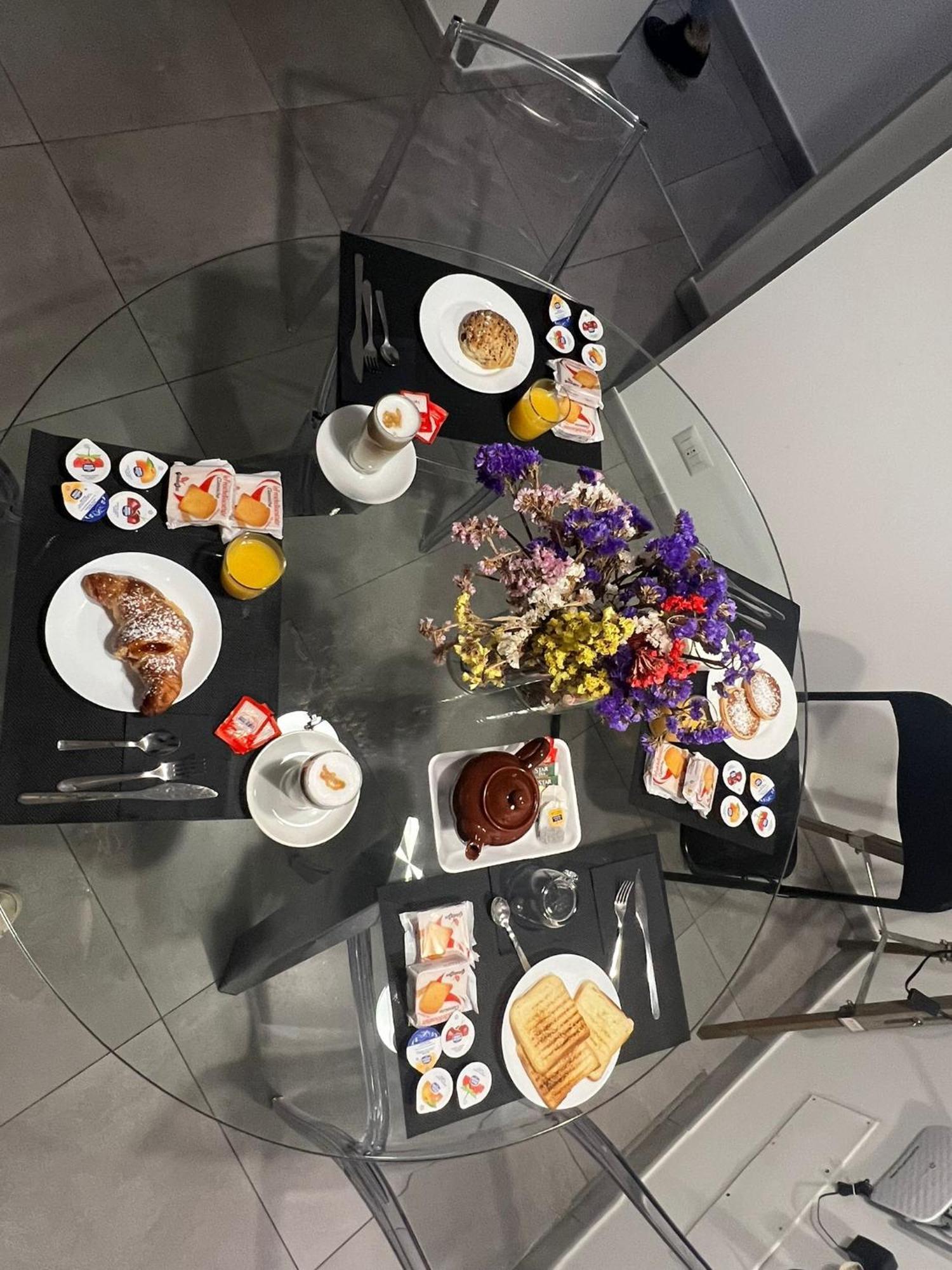 Sant'Agostino Boutique Rooms ปาแลร์โม ภายนอก รูปภาพ