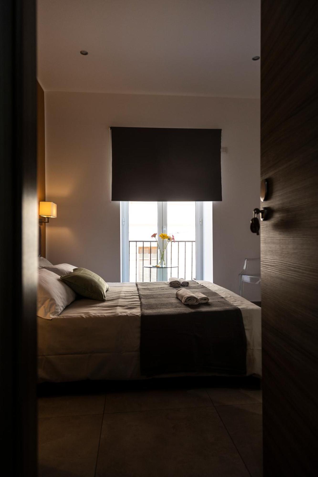 Sant'Agostino Boutique Rooms ปาแลร์โม ภายนอก รูปภาพ